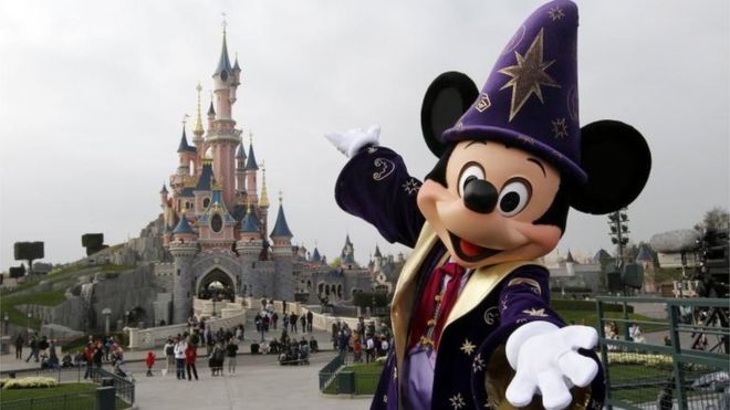 Disney prohibió a un niño disfrazarse de la princesa Elsa de