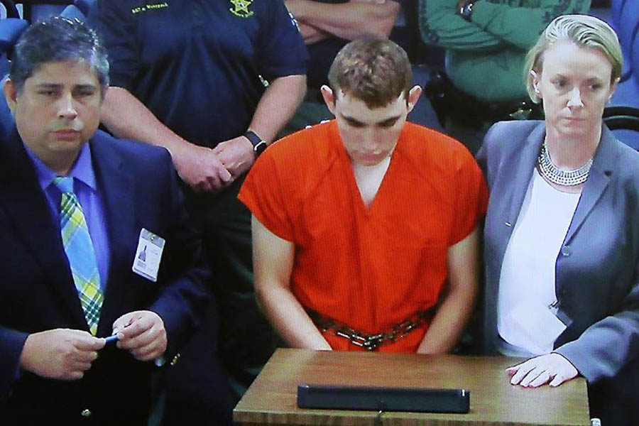 Autor de masacre en liceo de Florida se fue al McDonald’s después de matar a 17 personas