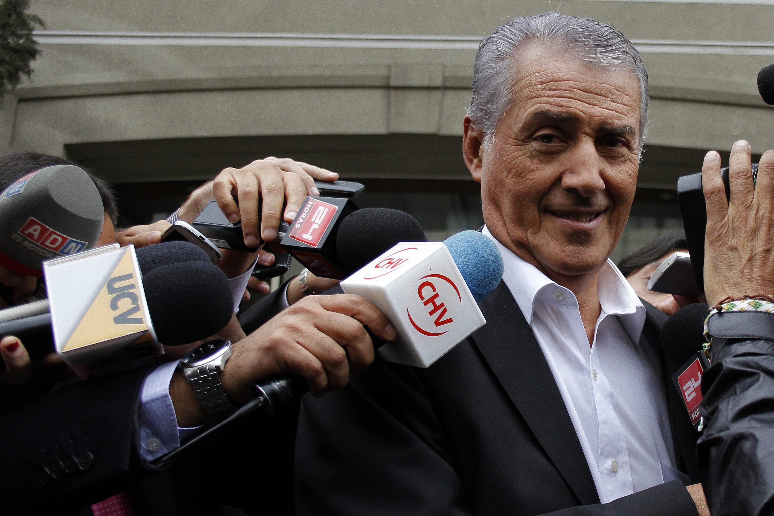Quién como él: TC rebajaría 75 a 3 millones de dólares la multa a Julio Ponce Lerou por caso Cascadas