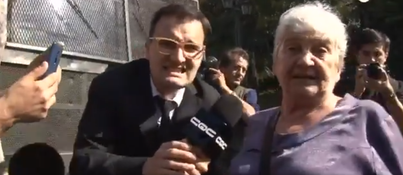 VIDEO| La valiente abuelita que desafió al 