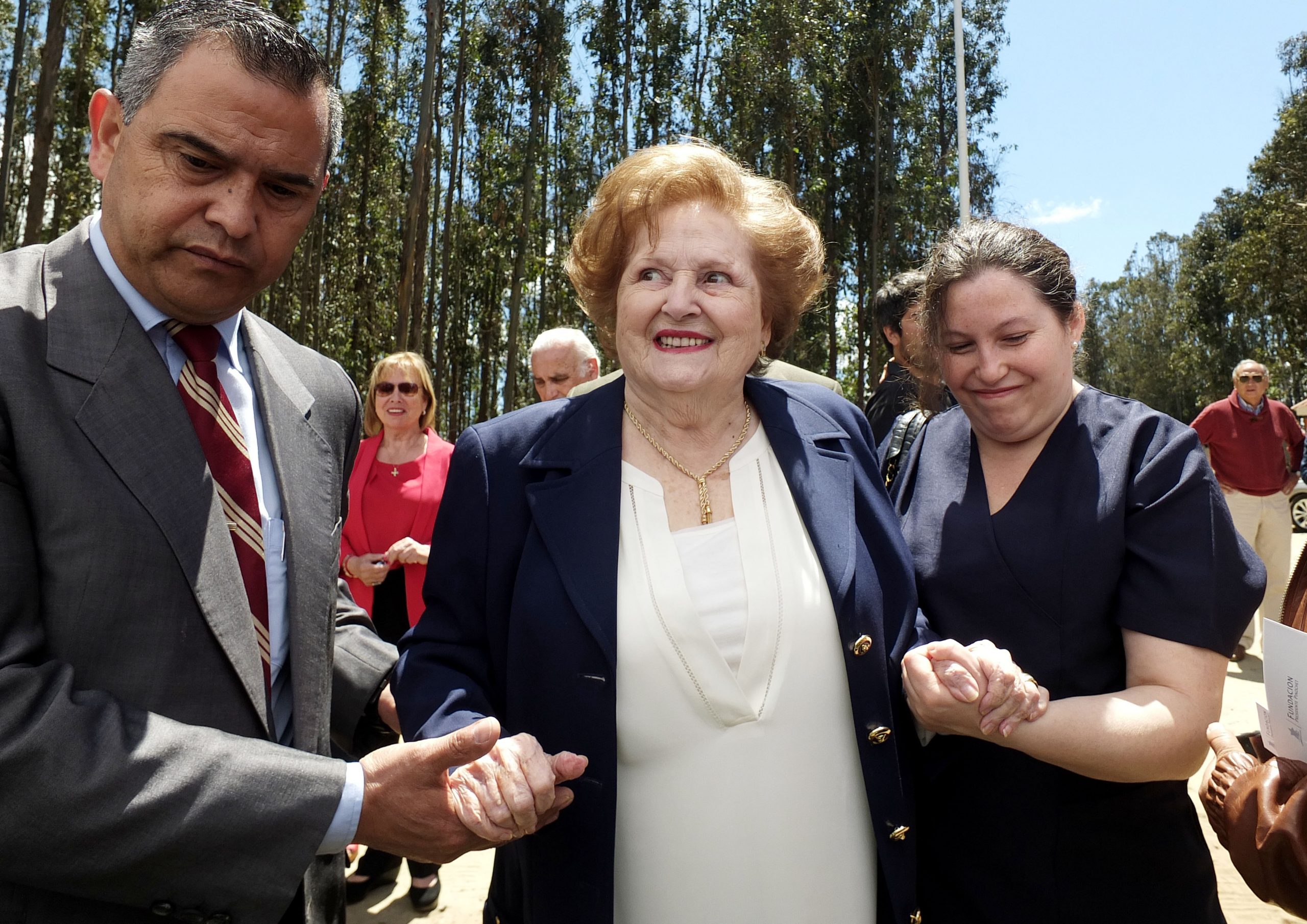 Conchalí le quitó el titulo de hija ilustre a Lucía Hiriart