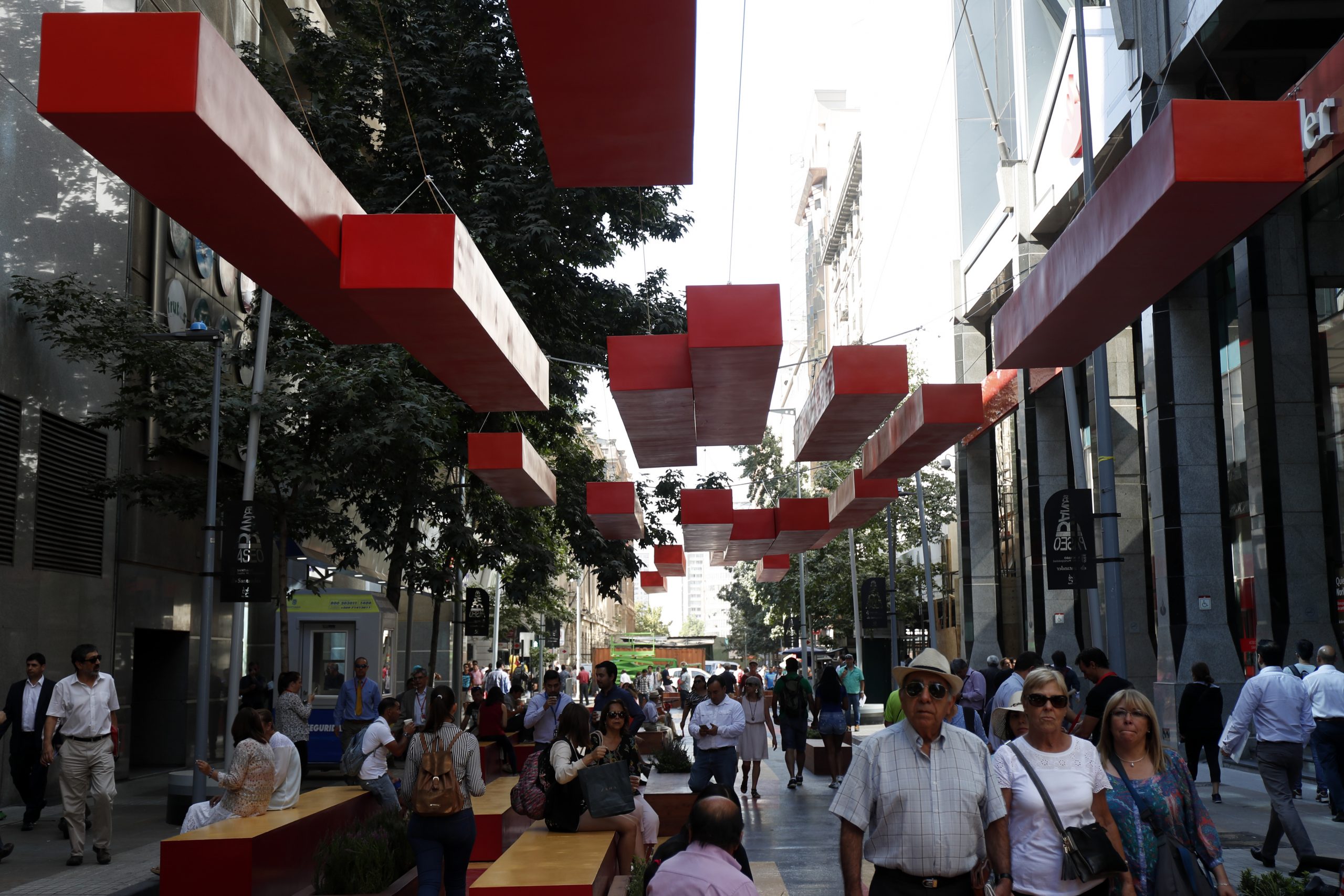 Prevención y trabajo comunitario: Municipios de izquierda debaten estrategias para abordar la delincuencia