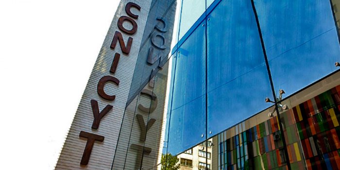 Comunidad científica: Contra la indolencia, solidaridad