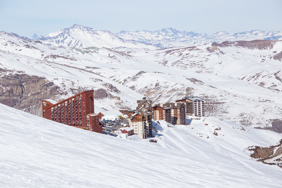 Centro de esquí Valle Nevado habría sido el responsable de contaminación con coliformes fecales del río Mapocho
