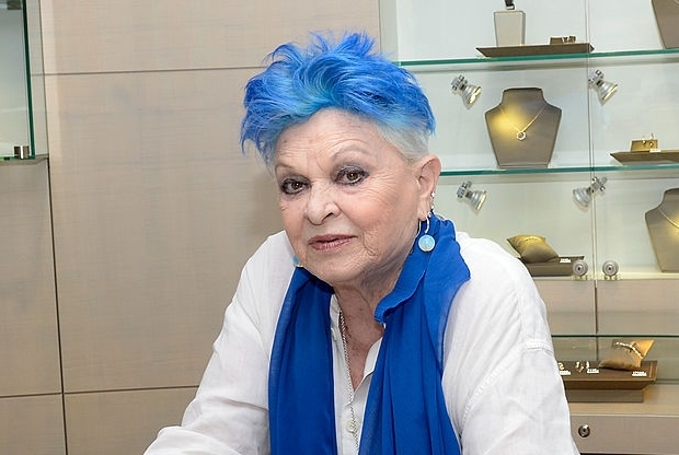 Madre de Miguel Bosé es absuelta en juicio por apropiación indebida de un dibujo de Picasso