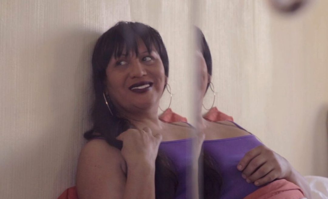 Contra toda adversidad: la historia de fortaleza de la matrona mapuche y transexual, Claudia Ancapan Quilape