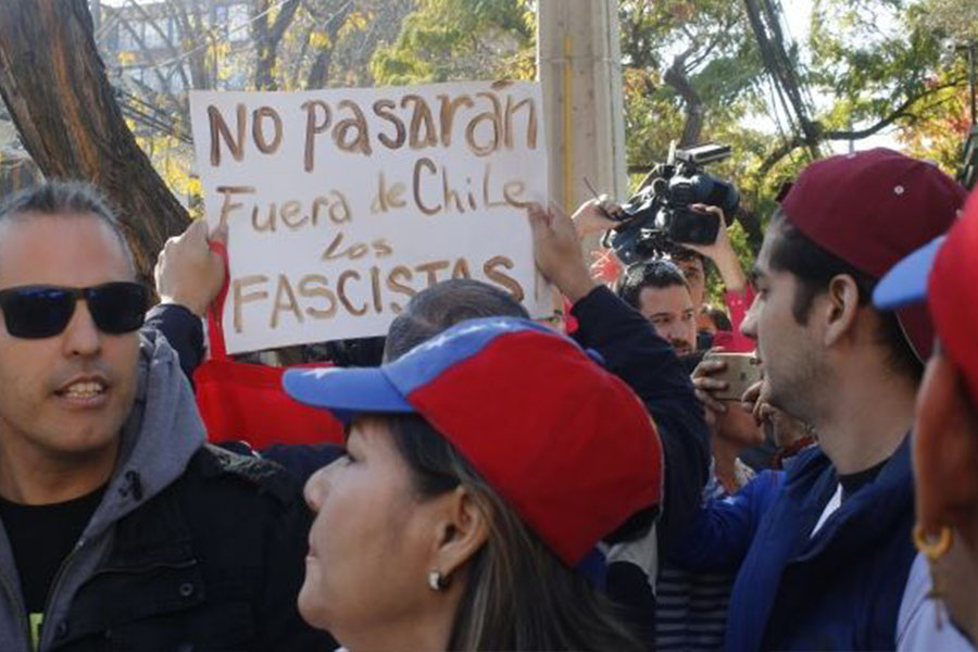 Invitación a la vida no fascista