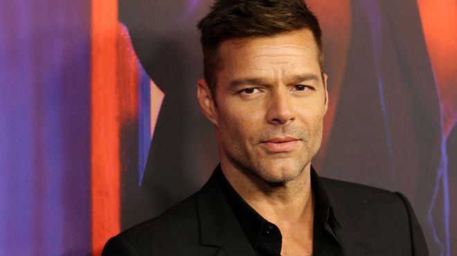 REDES| "Alquila vientres, mercantiliza el cuerpo de las mujeres": Critican a Ricky Martin tras anuncio de paternidad
