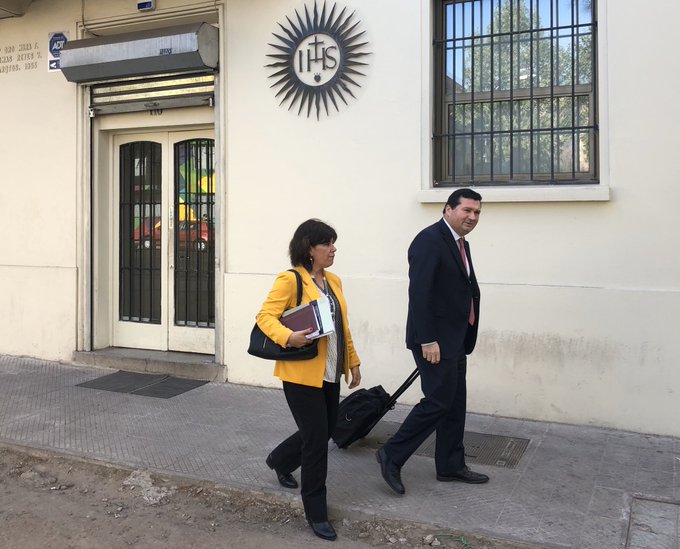 Fiscalía incautó información de jesuitas sobre abusos de Renato Poblete