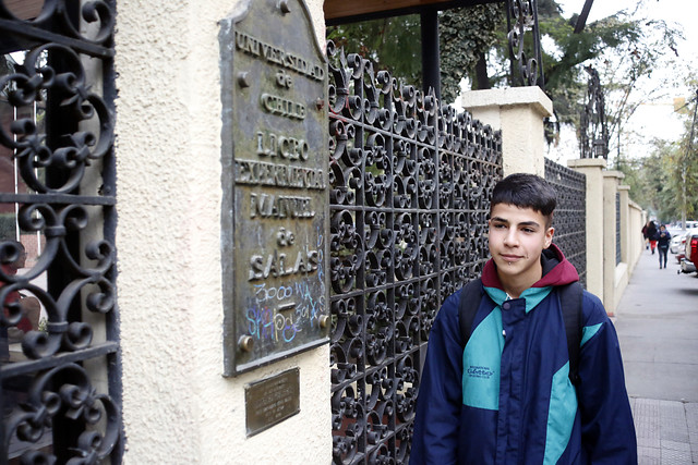 Sin PSU: UACh ofreció acceso directo a Pedagogía en Historia a Víctor Chanfreau