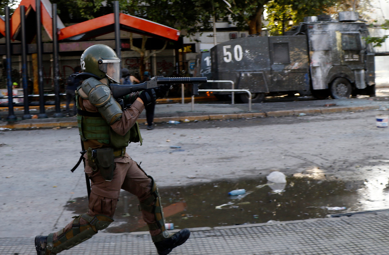Muere hombre que fue herido con una bomba lacrimógena en Plaza de la Dignidad