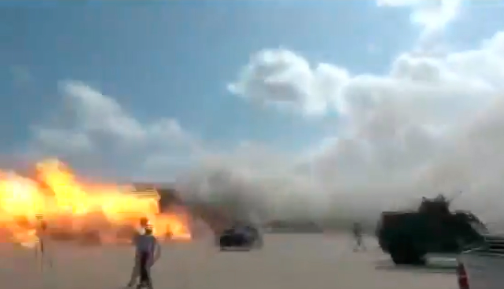 Atentado en Yemen: Video capta el momento exacto de las explosiones que dejaron más de 15 muertos