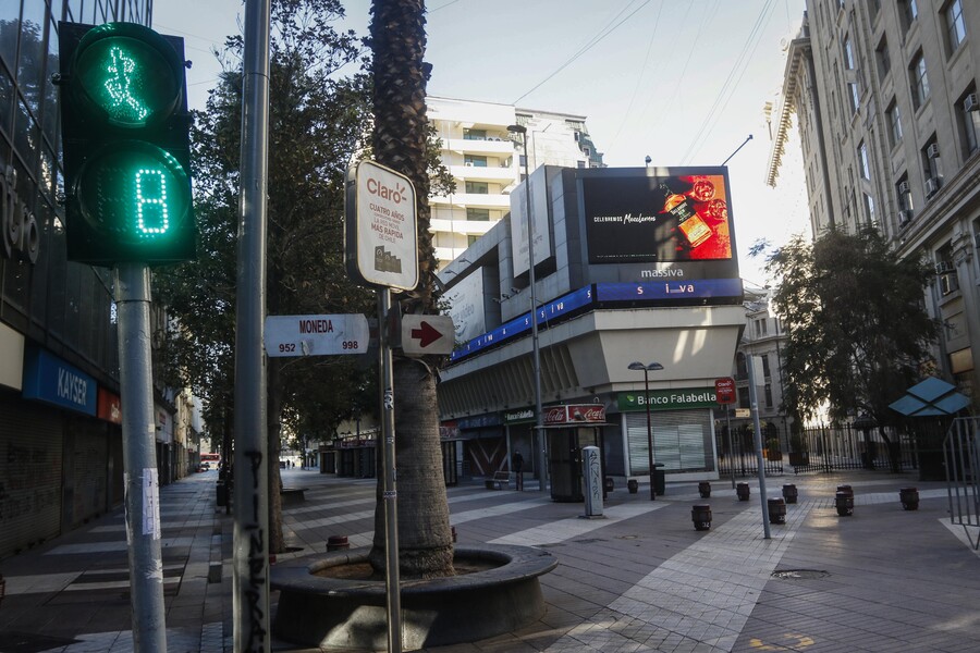 Cuarentena: Refuerzan fiscalización en las comunas confinadas a nivel nacional