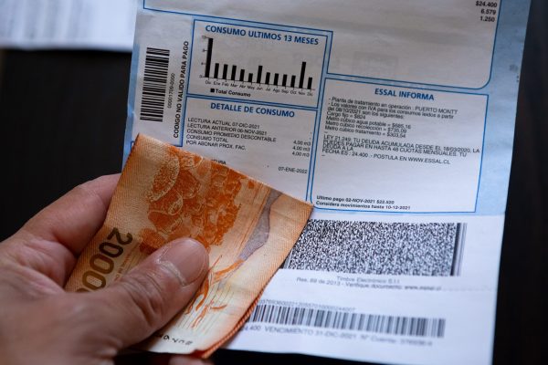 Respaldan proyecto que regula prorrateo y pago de deudas por servicios básicos