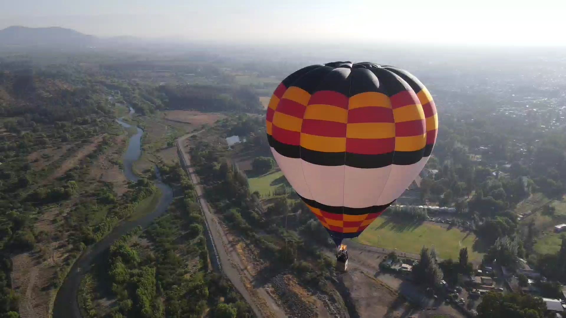 Panorama veraniego: Peñaflor realizará el primer festival de globos aerostáticos de Chile