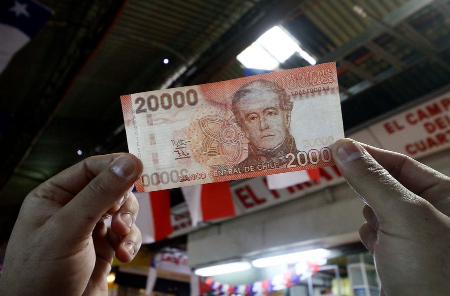 Billete de $20.000 se vende hasta 10 veces su valor: Este es el error que lo hace deseado